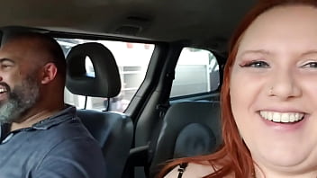 Fiz m&eacute_nage na festa nudista na casa de swing