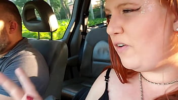 Fiz m&eacute_nage na festa nudista na casa de swing