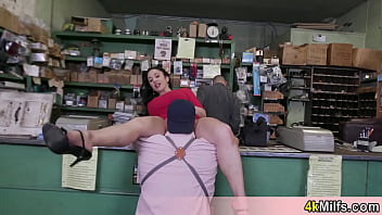 Busty and bubbly mature housewife visits an electronic shop for a nice quickie fuck