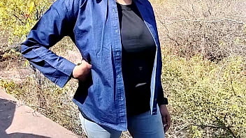 Jungle Me Pee kar rhi ladki Ko OYO Room Par Ghodi Banaya Desi Hindi Voice