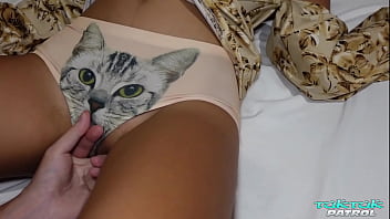 TukTukPatrol Busty Thai Babe Bounces On Foreigners Cock