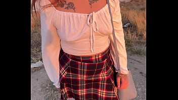 DESCONOCIDA ME INVITA A COGER EN LA CALLE