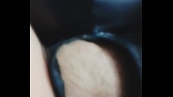 Video llamada con un seguidor en vivo miraba como me mamaban el culo y me cogí_an ante el