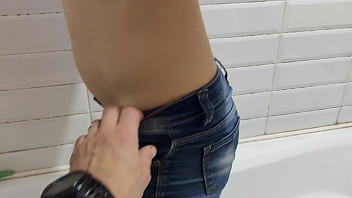 I come to neighbour to fuck her hairy pussy until her husband was at work and cummed for her in the shower 4K