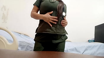 I AM THE DOMESTIC EMPLOYEE AND YOU WON&#039_T BELIEVE WHAT I DO WHEN MY BOSS IS NOT AT HOME. REAL HOMEMADE PORN