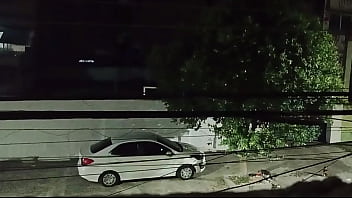 fode com amante no carro na frente de casa e volta cheia de porra sorridente