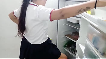 ! AY PADRASTRO POR EL CULO NOO&iexcl_ QUE SIEMPRE ME ROMPES EL CULO Y ME LO DEJAS BOQUIABIERTO LLENO DE LECHE