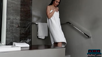 Perfect ass Asian MILF Tia HH hot shower fun and showing off that body