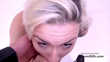 New girl gets dick for her juicy pussy after photoshoot