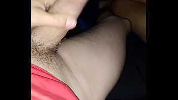 Branquinha bucetuda saiu no intervalo do trabalho a noite pra tomar umas cervejas e dar uma rapidinha escondida do esposo corno ciumento