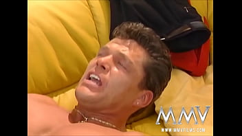 Brunette hoe gets facialized