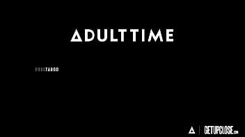 UP CLOSE - How Women Orgasm With Horny Brunette Elle Lee! SOLO FEMALE MASTURBATION! FULL SCENE