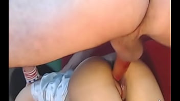 Amateur - Little Asian Korean girl cry and losing her virginity to the big cock