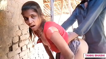 Desi Indian girl fucking with boyfriend in doggy style