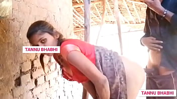 Desi Indian girl fucking with boyfriend in doggy style