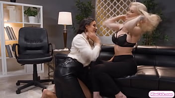 Busty blonde milf enjoying her lesbian pussy licking therapy