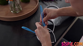 Easter Dick For Stepsis And Friend Jade Kimiko, Jade Maris, Parker Ambrose