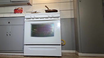 I ordered a prostitute to cook me breakfast, played with her holes and let me suck