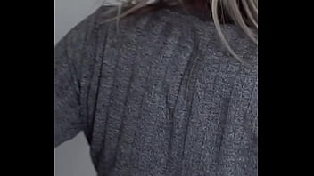 Candie Cross goes on her knees for a facial blowjob