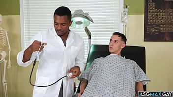 Des Irez gets a boner when a black doctor examines his prostate! With two fingers up his ass Des is craving more and soon has the doctors dick deep inside him!