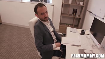 Working Hard or Hardly Working Yumi Sin, Shay Sights, Jacob Coldwater, Max Fills