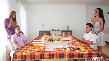 Lolly Dames, Sandy Love Celebrating Thanksgiving Together With Their Stepsons
