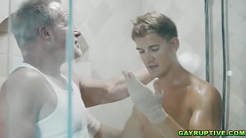 Brandon Anderson'_s cock got a mouth fuck from Dale Savage