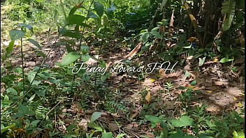 Pinay scandal kinantot sa sapa si Ganda