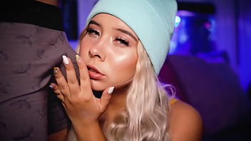 I tempt my boyfriend in front of the cam