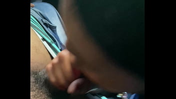 Morena Safada Chupou tudo e no final engoliu o Leite todo.