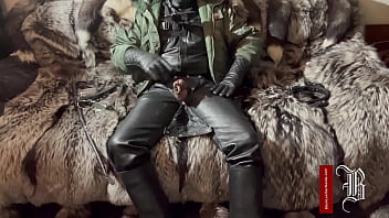 LECK DEN K&Auml_SESCHWANZ SAUBER