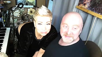 Peter Stone &amp_ Aimee Hot MILF: Chronicles of sexual life-15. Passionate mature couple on a cramped Moscow balcony...))