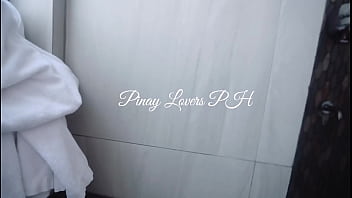 Kakikilala ko lang sa condo kinantot na ako sa public cr ng hotel hotel!