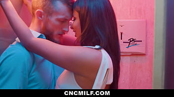 The Best Freeuse Bathroom Attendant Milf Letting Her Customers to Take Full Advantage - Cncmilf