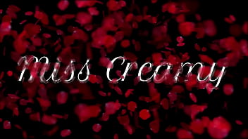 On public beach flash my pussy in front of a stranger and he helps me to squirt - it'_s very risky - MissCreamy