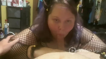 Kitten Worshipping Daddys Cock