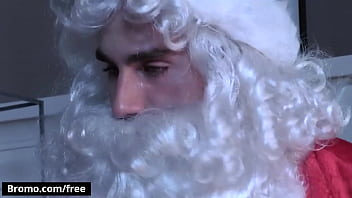 Brenner Bolton Prepares Cookies And Milk For Santa Claus Jaxton Wheeler To Eat After He Fucks His Ass - BROMO