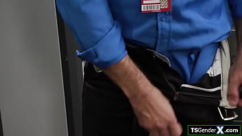 TS flight attendant Izzy Wilde bareback