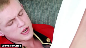 Bellboy Zane Anders Goes Brenner Bolton&#039_s Not To Help Him With His Suitcase But To Get Fucked - BROMO