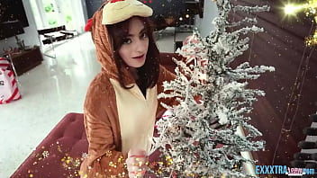 Teen Brunette Reese Robbins Fucked Hard by Big Dick James Angel