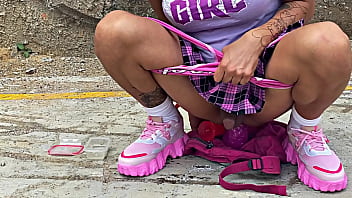 Me encontraba grabando videos para mis plataformas y de pronto llega la POLICIA, literal me detuvieron CON LOS CALZON&Eacute_S ABAJO! Muestra los v&iacute_deos!