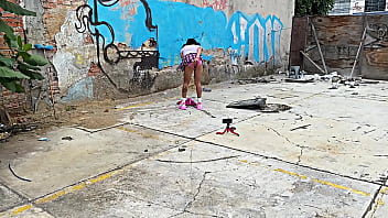 Me encontraba grabando videos para mis plataformas y de pronto llega la POLICIA, literal me detuvieron CON LOS CALZON&Eacute_S ABAJO! Muestra los v&iacute_deos!