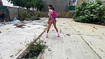 Me encontraba grabando videos para mis plataformas y de pronto llega la POLICIA, literal me detuvieron CON LOS CALZON&Eacute_S ABAJO! Muestra los v&iacute_deos!