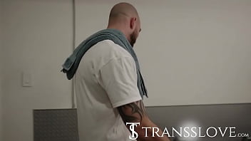 He fucks her in the ass in the middle of the gym