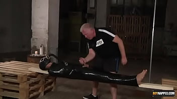 Axel Rubberax receives handjob from daddy Sebastian Kane
