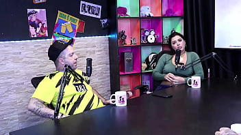 &Eacute_ muito dif&iacute_cil entrar no porn&ocirc_, e no come&ccedil_o n&atilde_o queriam gravar com a gente, e o Loupan... - Monica Lima Official