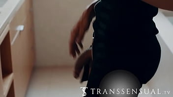 I MASTURBATE while my STEPMOM TAKES OF her BRA