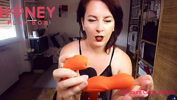 Sexy unboxing Joi the licker G-Spot vibrator from the Honeyplaybox insane clitoral orgasm