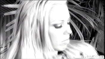 Chloe Dior And Cherokee Creampie On Glass Dick