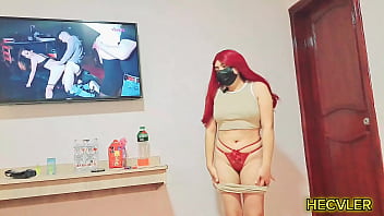 Modelando para mi amigo y nos calentamos